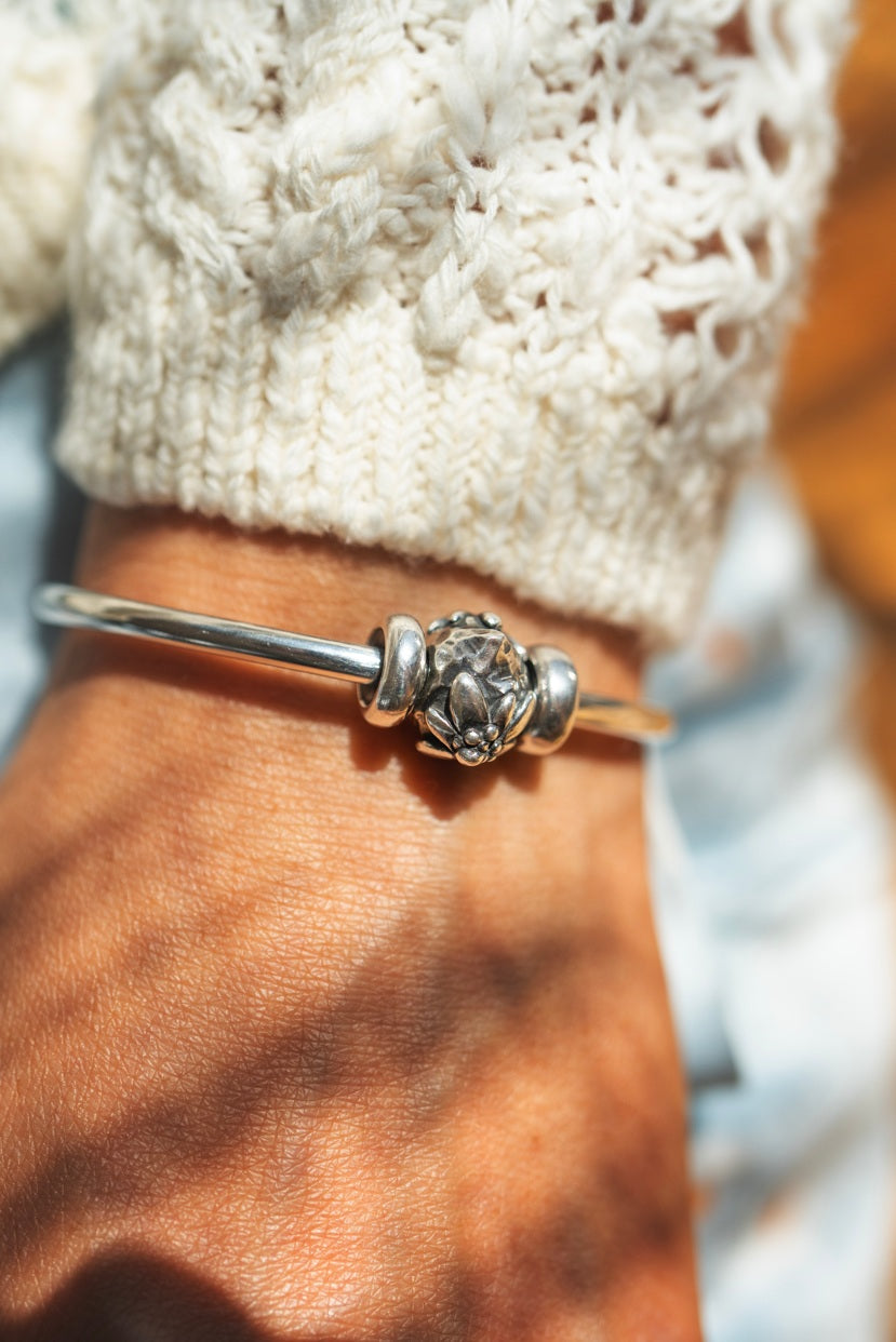 Alpenstern Edelweiss mit Labradorit Armspange