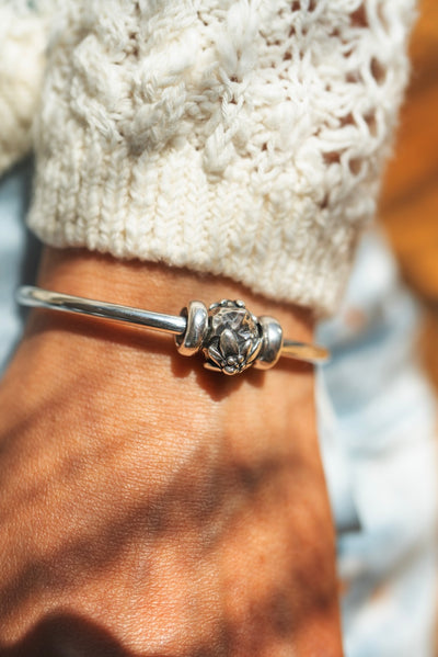 Alpenstern Edelweiss mit Labradorit Armspange